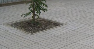Качественная тротуарная плитка серого цвета в Одинцове в октябре