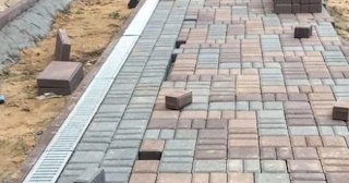 Укладка плитки на дорожке в Одинцове от 828 руб. - доступная стоимость